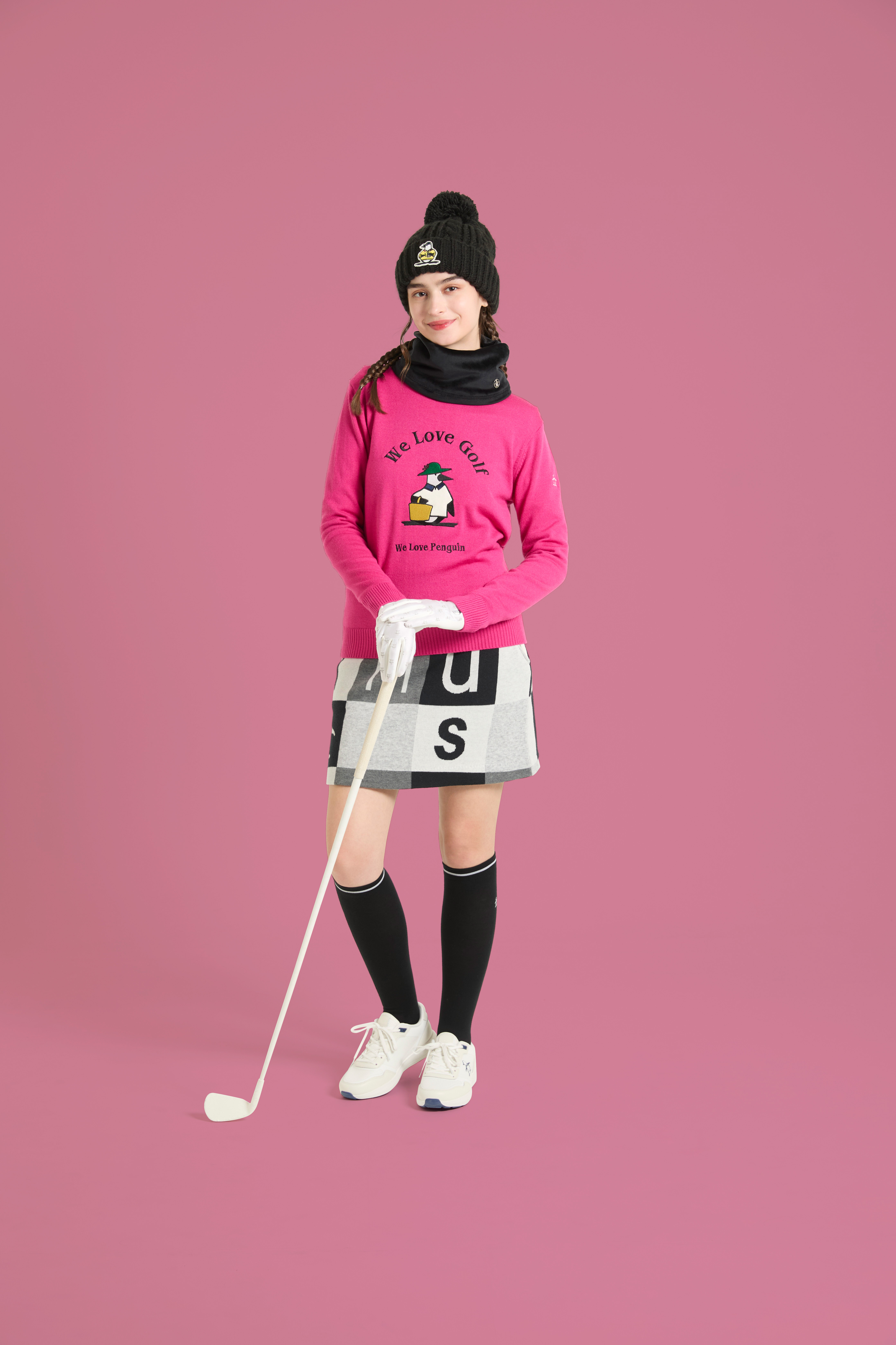 キュートなロゴ総柄 タフスーツ -デサントストア-DESCENTE STORE-
