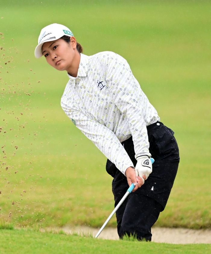 【ランバンスポール】2023年サイドライン×立体ロゴ ゴルフパンツ 42 LL ランバンスポール】2023年サイドライン×立体ロゴ ゴルフパンツ