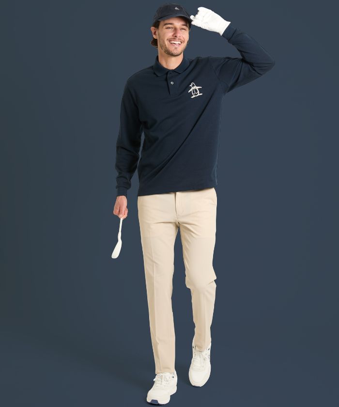 マンシングウェア王道。 正統派のネイビーの ポロシャツで上品に