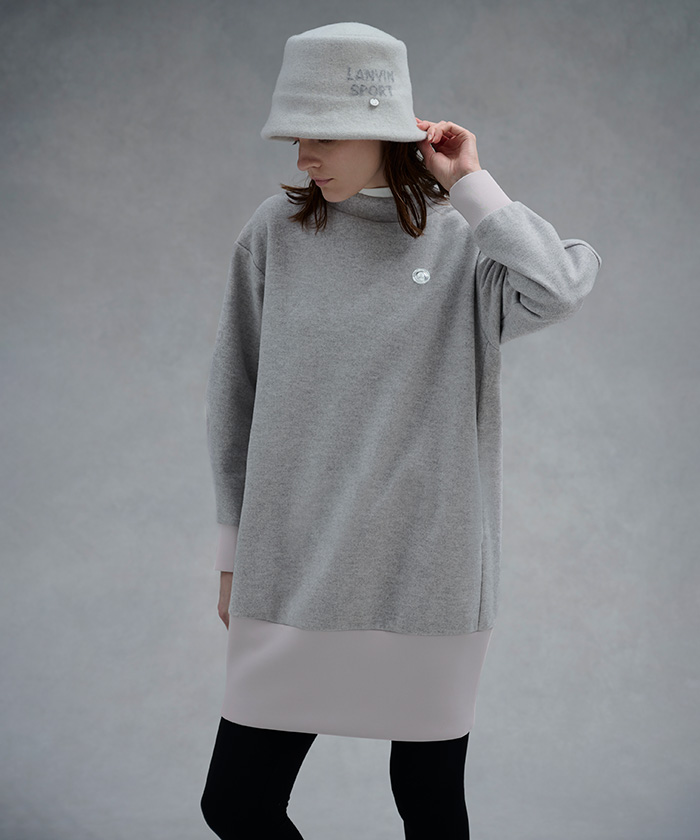 マルチに活躍する四角友里さんコラボレインコート -デサントストア