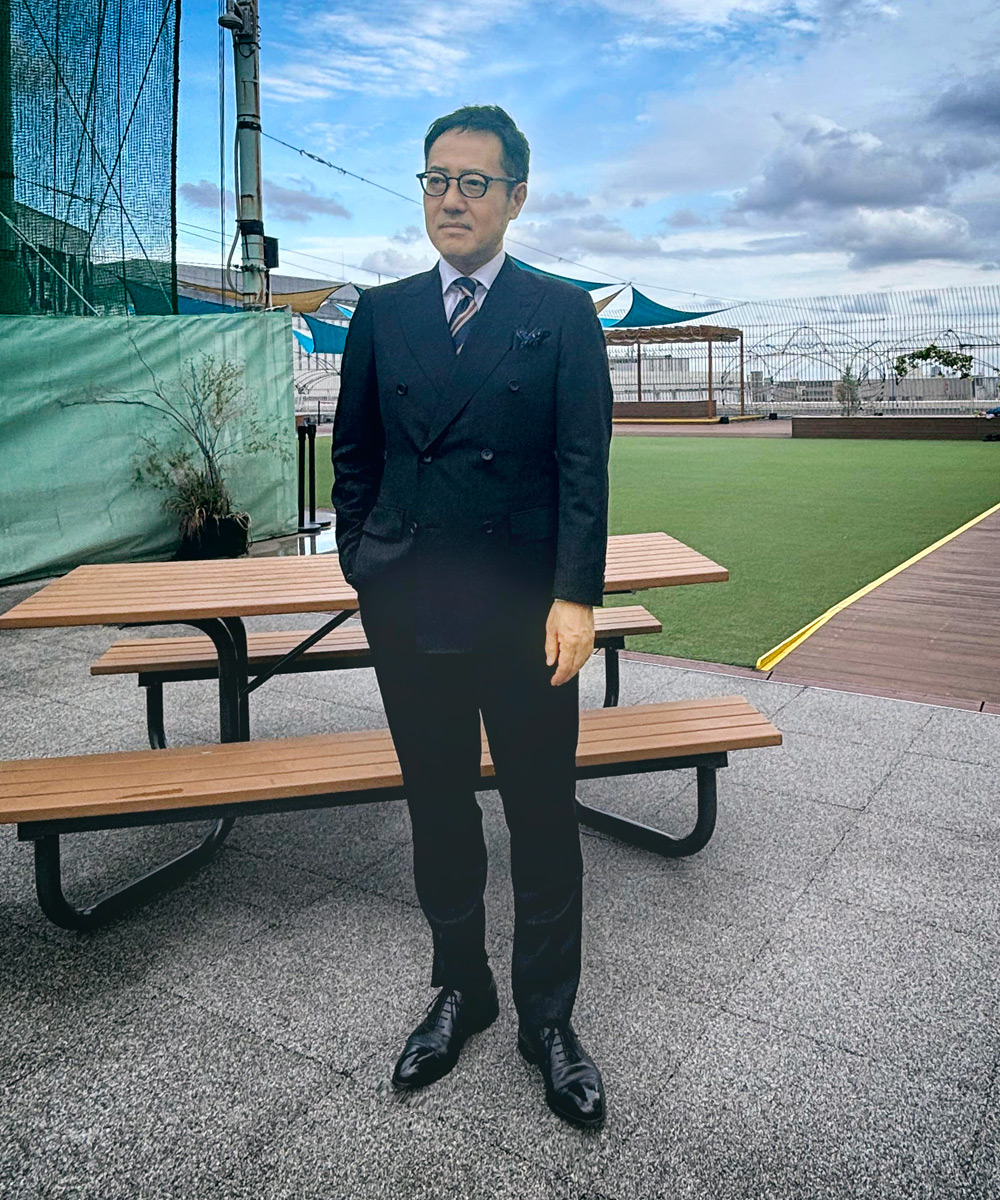 I.D.D D'URBAN ダーバン 高島屋 最旬 紳士定番 上質サマーウール ワンタック ストライプ ストレッチ パンツ スラックス 88 ▲030▼t0605_02 人気定番，爆買い 新品☆I.D.D ダーバン 秋冬 ギャバジン 紺無地