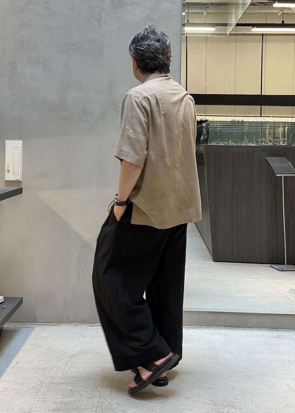 小山 美浩｜スタイリング画像