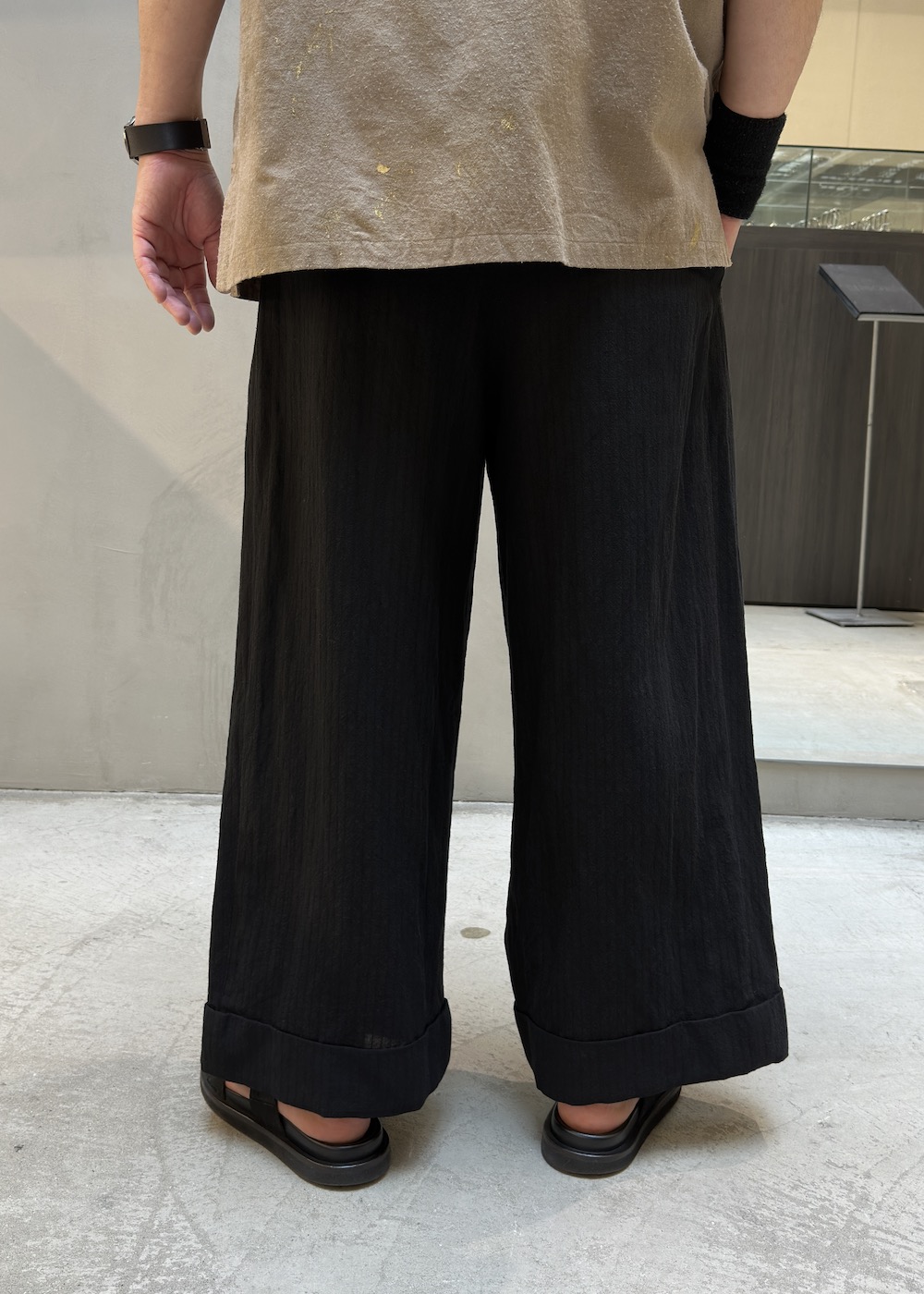 小山 美浩｜スタイリング画像