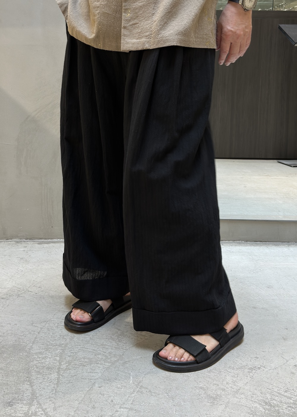 小山 美浩｜スタイリング画像