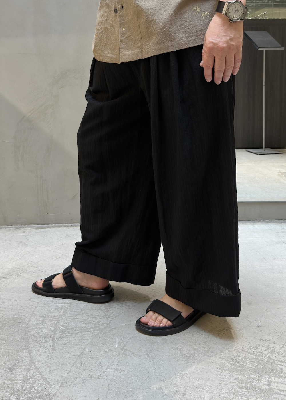 小山 美浩｜スタイリング画像