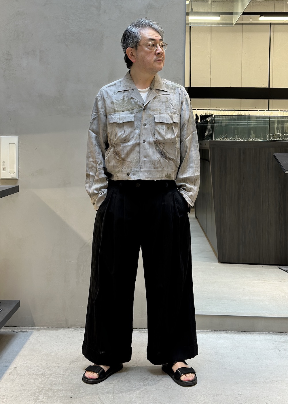 小山 美浩｜スタイリング画像