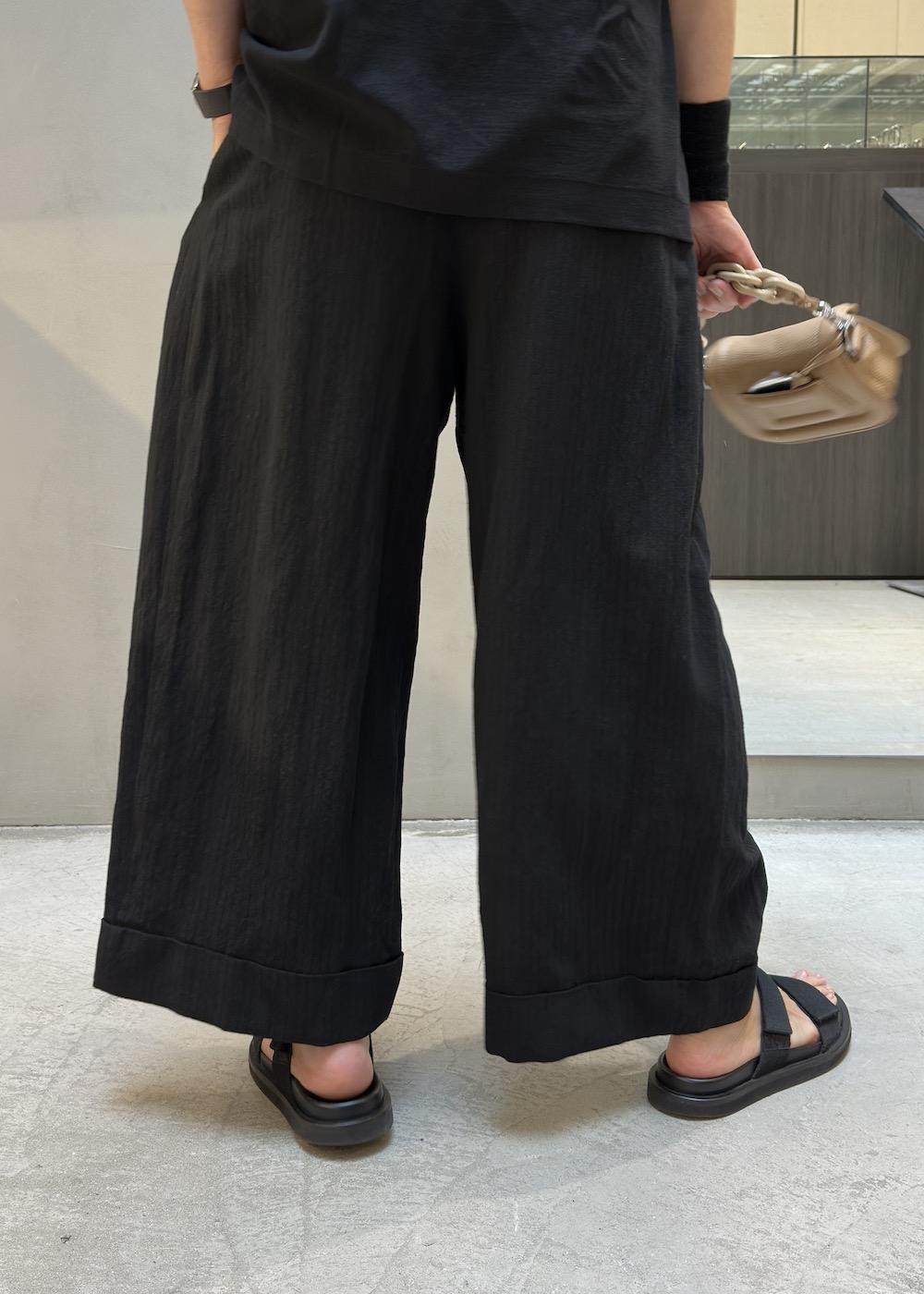 小山 美浩｜スタイリング画像