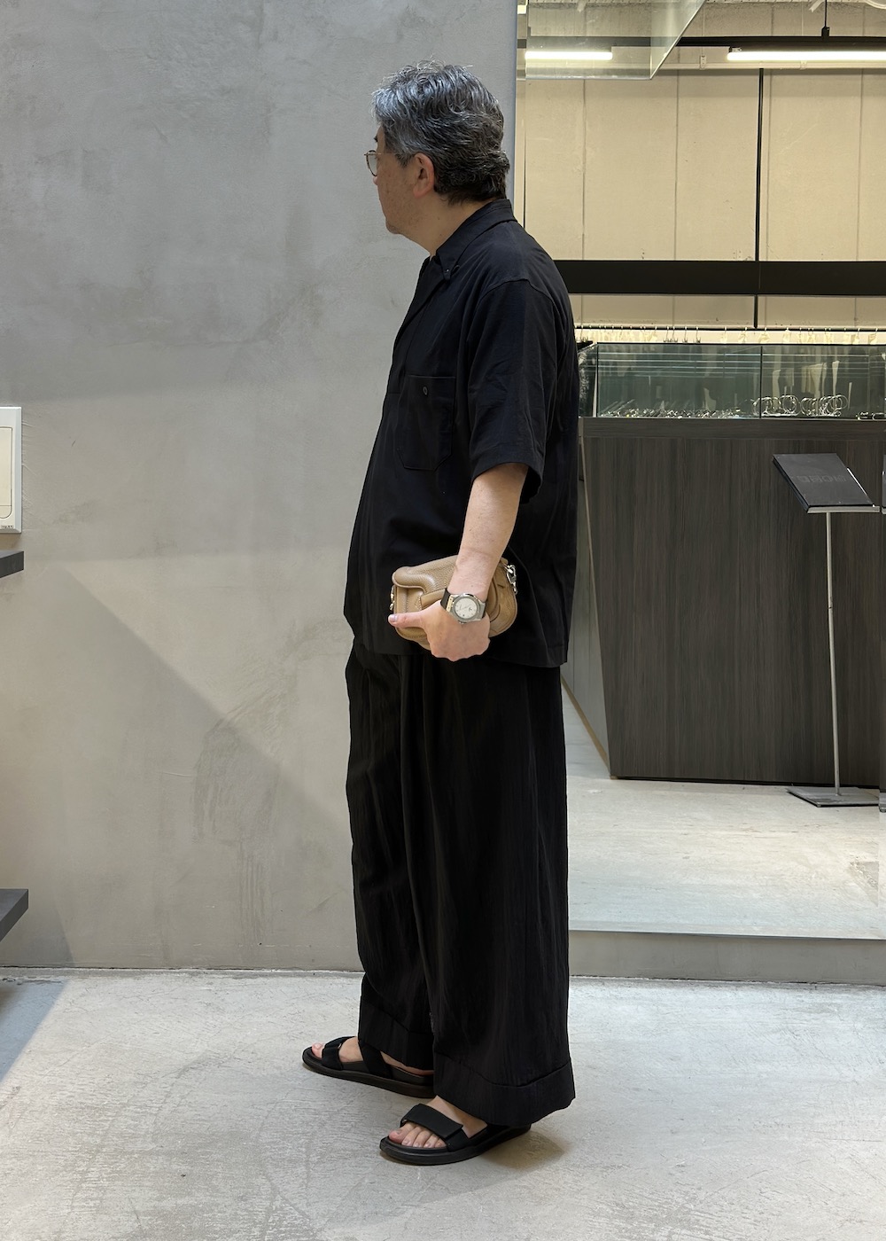 小山 美浩｜スタイリング画像