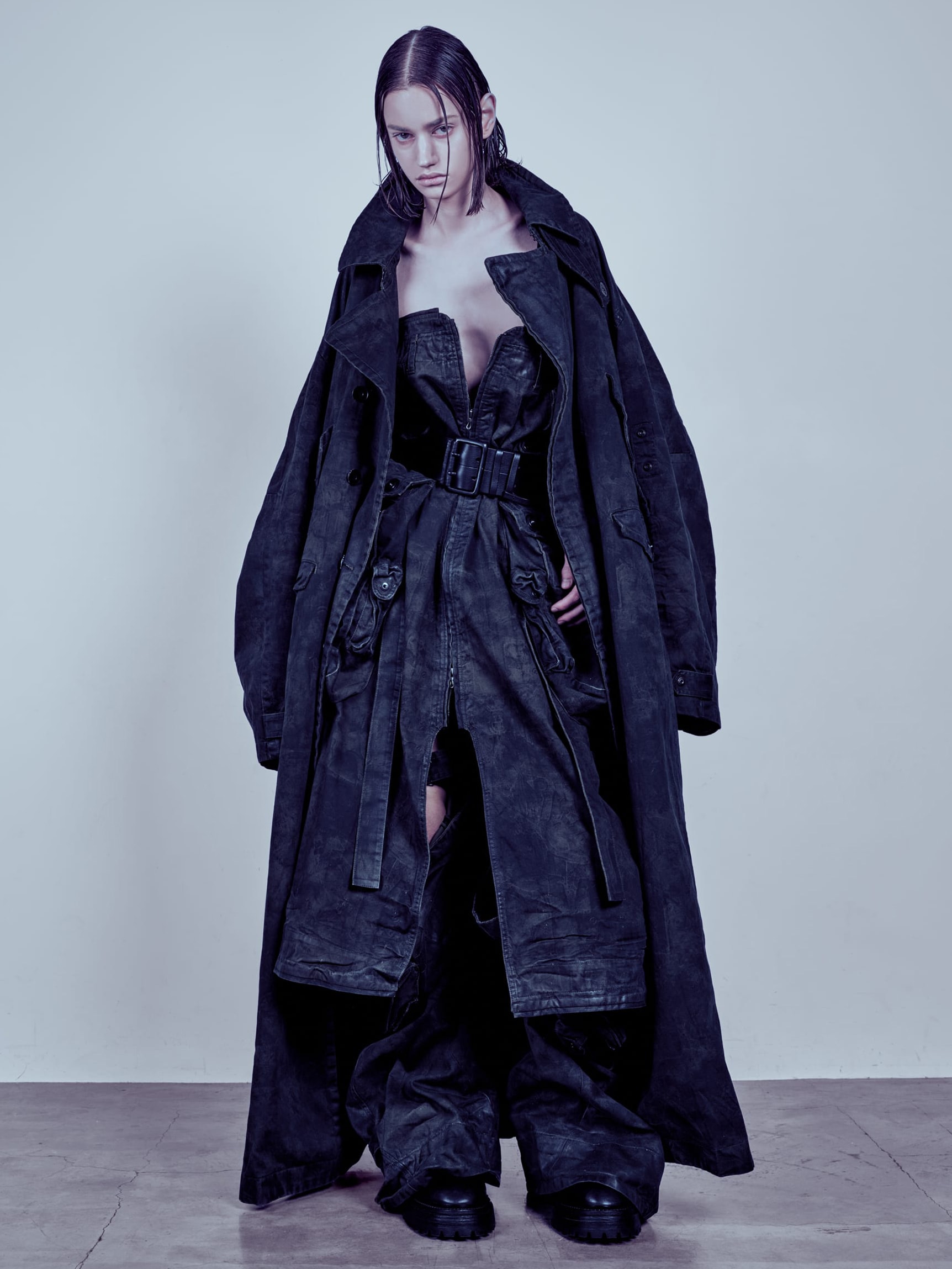 シーズン紹介] JULIUS 26-27AW「[VALIS;]」：構造と不安定性から