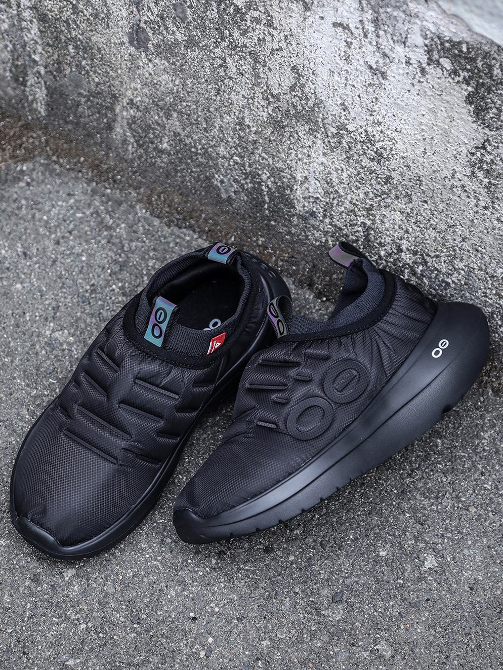 CROCS Mega Crush: Bold Comfort Redefined -FASCINATE