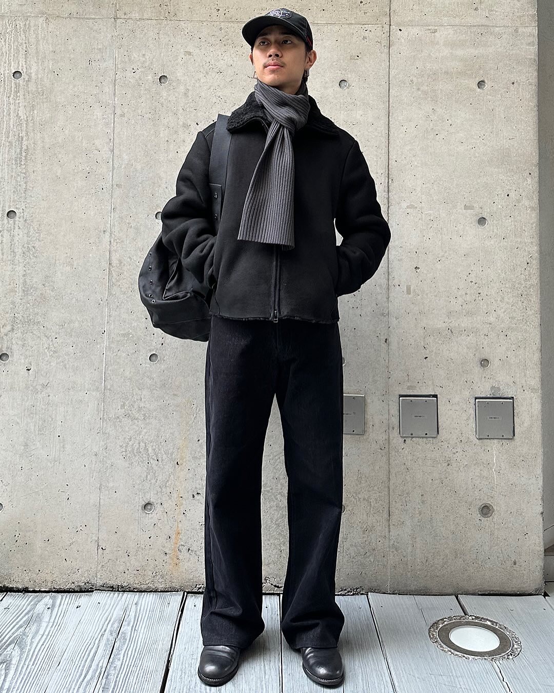 オマールアフリディ Omar Afridi ARTICULATED KNITTED SCARF （L GREY