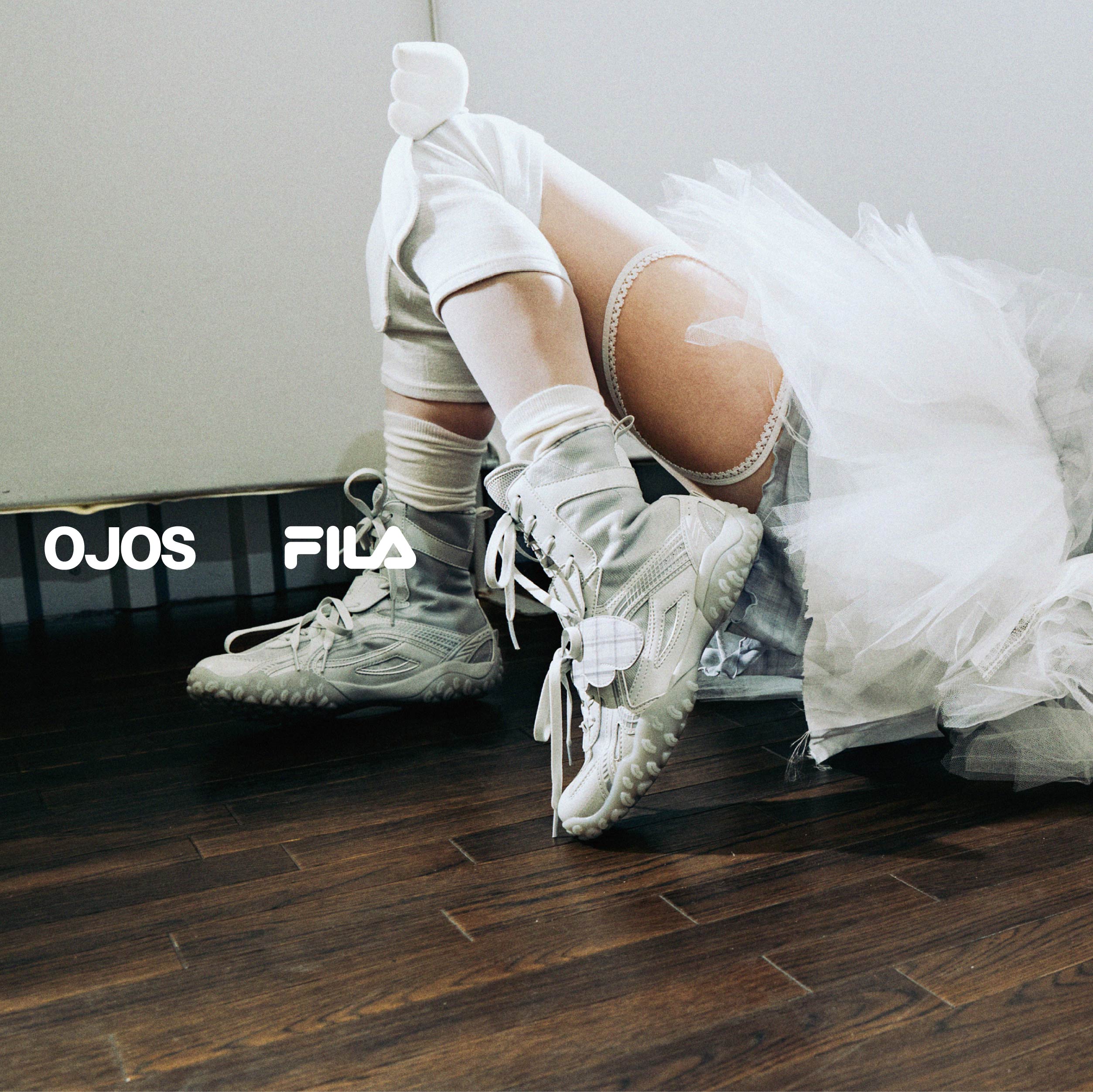 FILA★WAVY SPAGHETTI★兼用★ホワイト×ベージュ系 セール 50%OFF】SPAGHETTI C2 S / スパゲティ C2 S