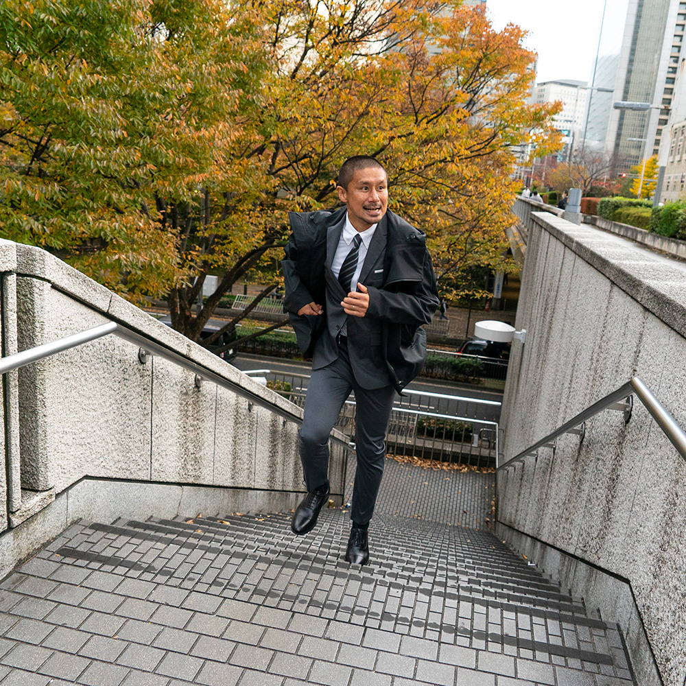 【美品　完売品　希少サイズXL】WWS　ワークウェアスーツ　究極の出張コート　黒 究極の出張コート」 9月 15日（日）より発売開始！ -WWSワークウェア