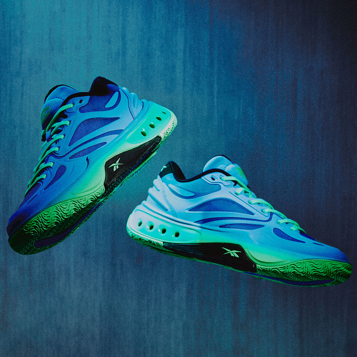 □G 美品 ももクロ Reebok CLASSIC スニーカー 26.5cm ブラック 箱推し ももいろクローバーZ リーボック 箱付き Reebok 公式オンラインショップ