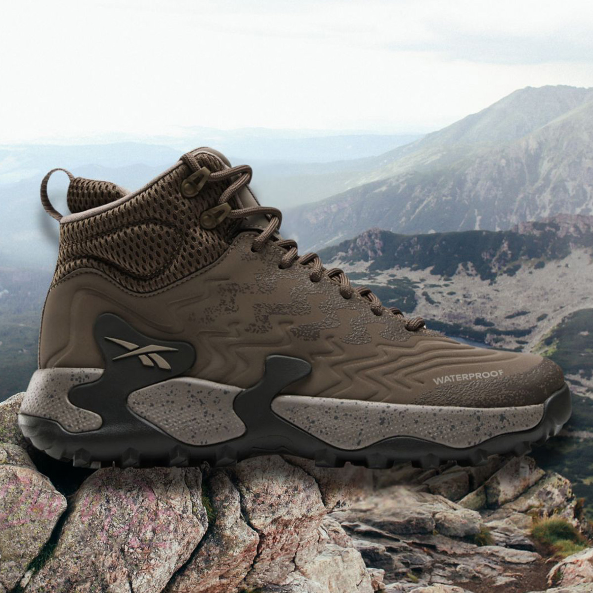 [PRO-SPECS] Furylight 履き心地抜群の超軽量シューズ Reebok 公式オンラインショップ