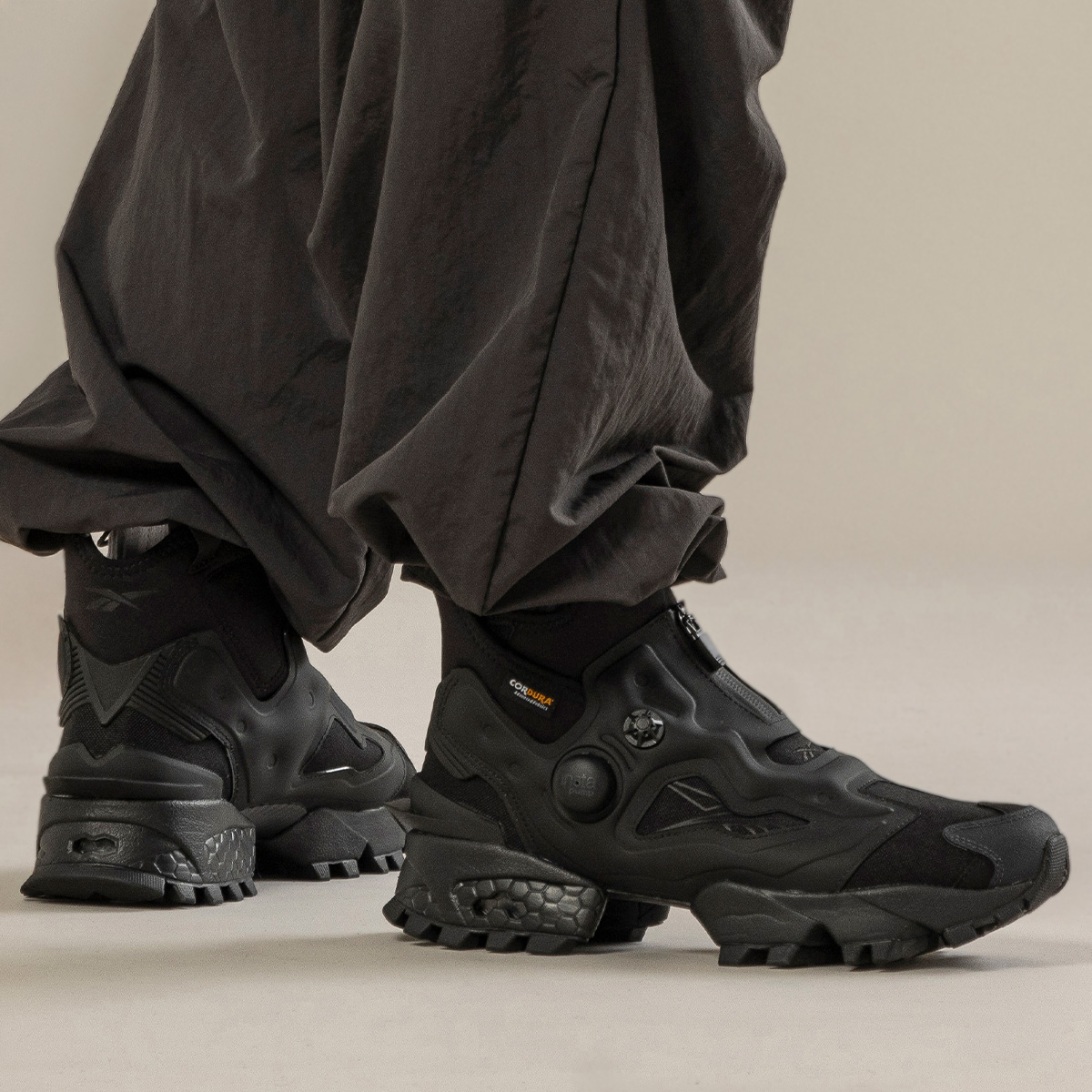 定価20520円新品正規品リーボック超軽量高級ジョギングシューズ リーボック フロートライド ラン フレックスウェーブ ブルー 25.5cm Reebok 公式オンラインショップ